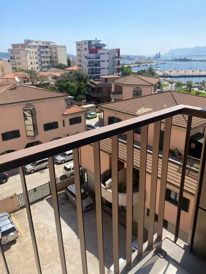 אולביה Seaside Apartments Casa Carla E Casa Andrea 0*,  איטליה
