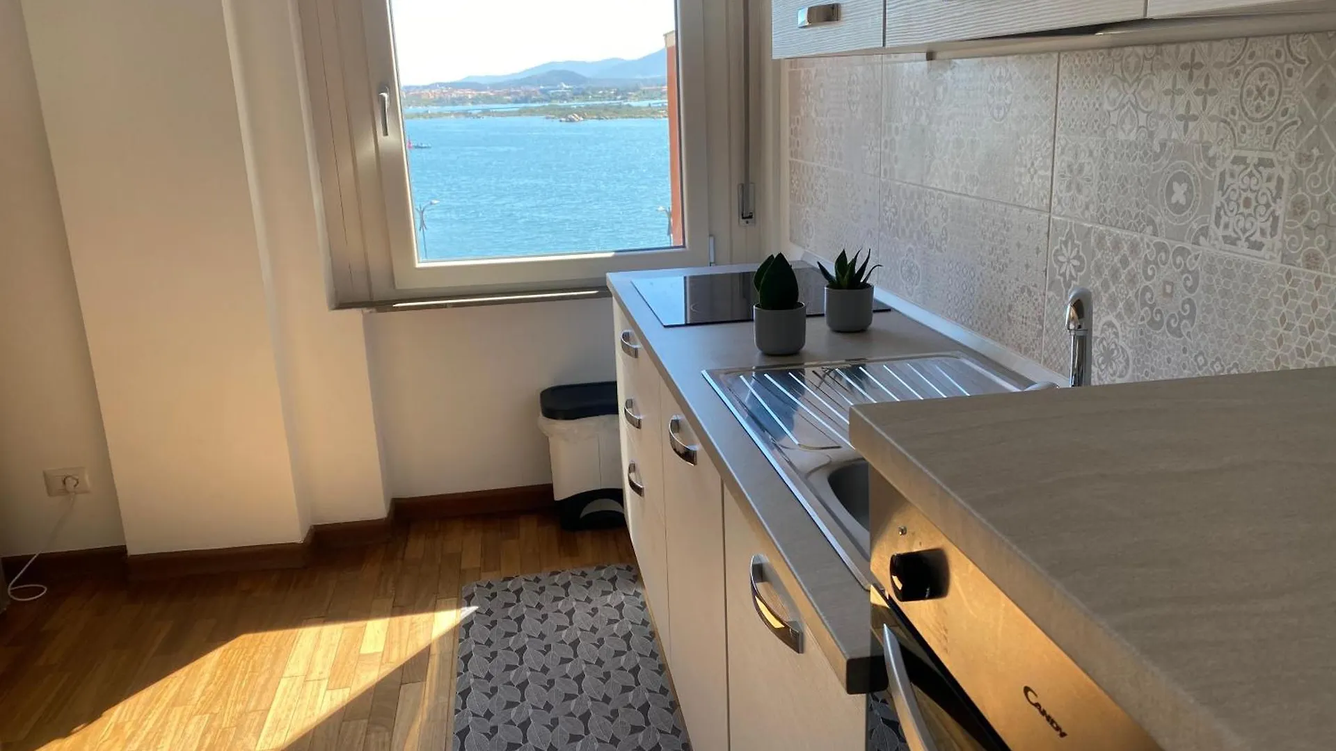 אולביה Seaside Apartments Casa Carla E Casa Andrea 0*,  איטליה